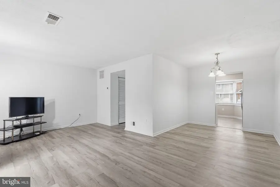 7938 Sharpsburg Ct, Manassas, VA 20109 - #2