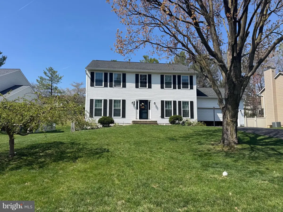 3500 Powells Crossing Ct, Woodbridge, VA 22193 - #1