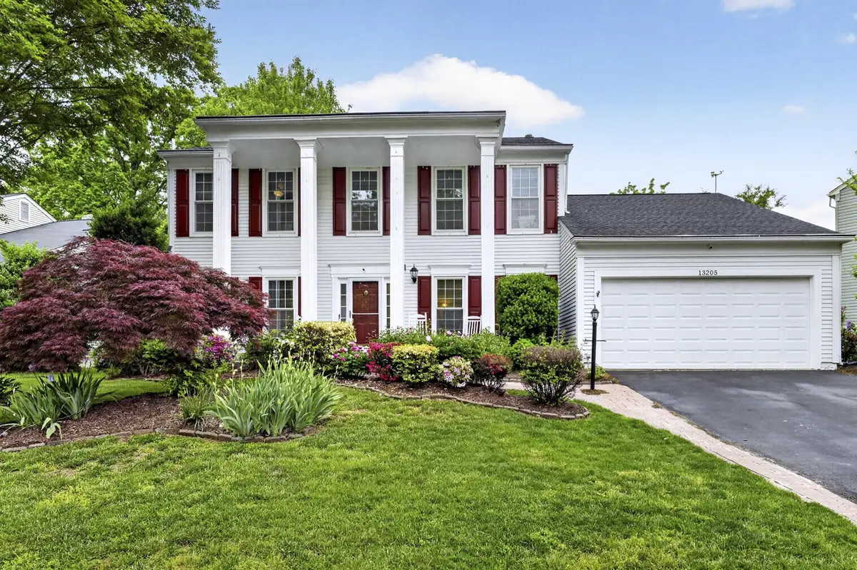 13205 Oak Farm Dr, Woodbridge, VA 22192 - #1