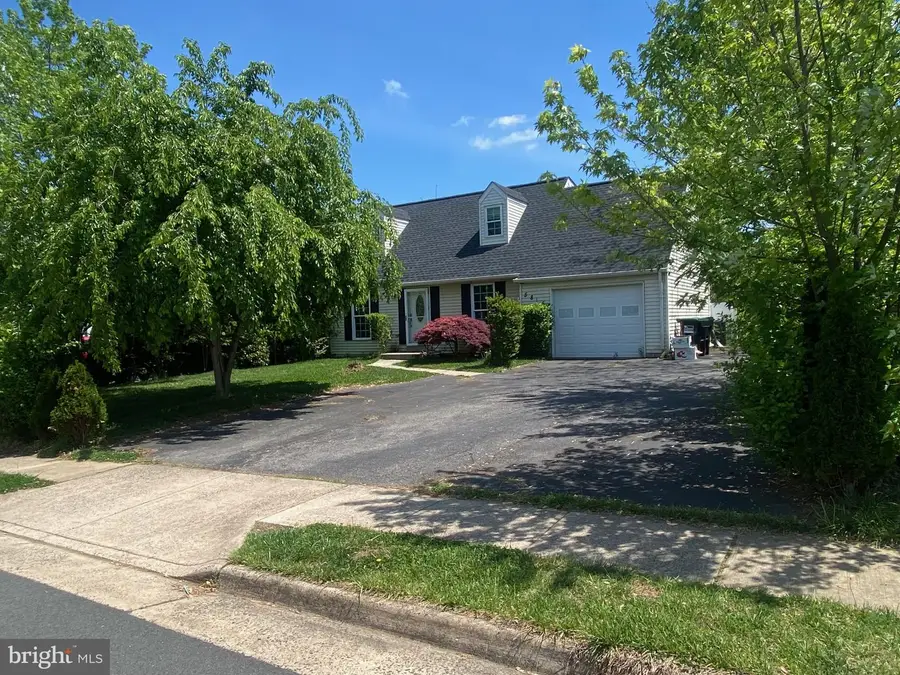 5815 Riverside Dr, Woodbridge, VA 22193 - #2