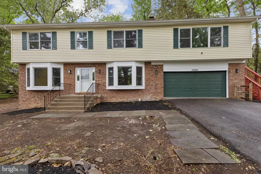 16202 Edgewood Dr, Dumfries, VA 22025 - #2
