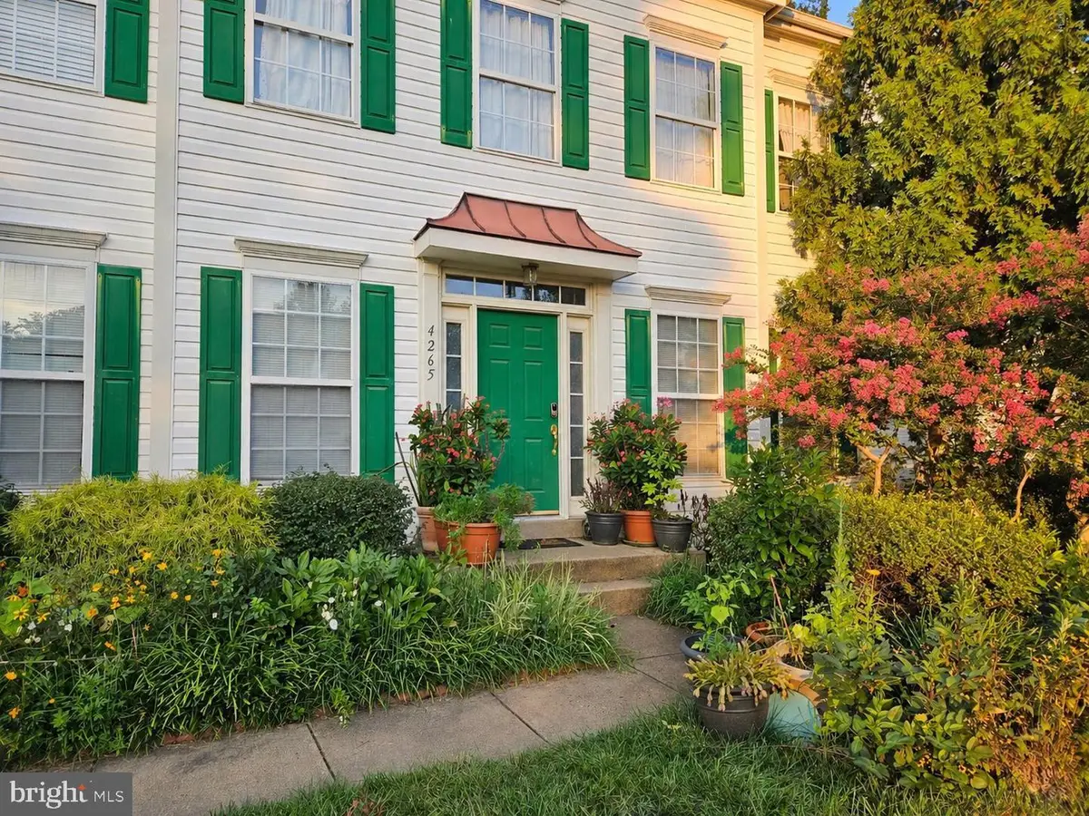 4265 Wiltshire Pl, Dumfries, VA 22025 - #1