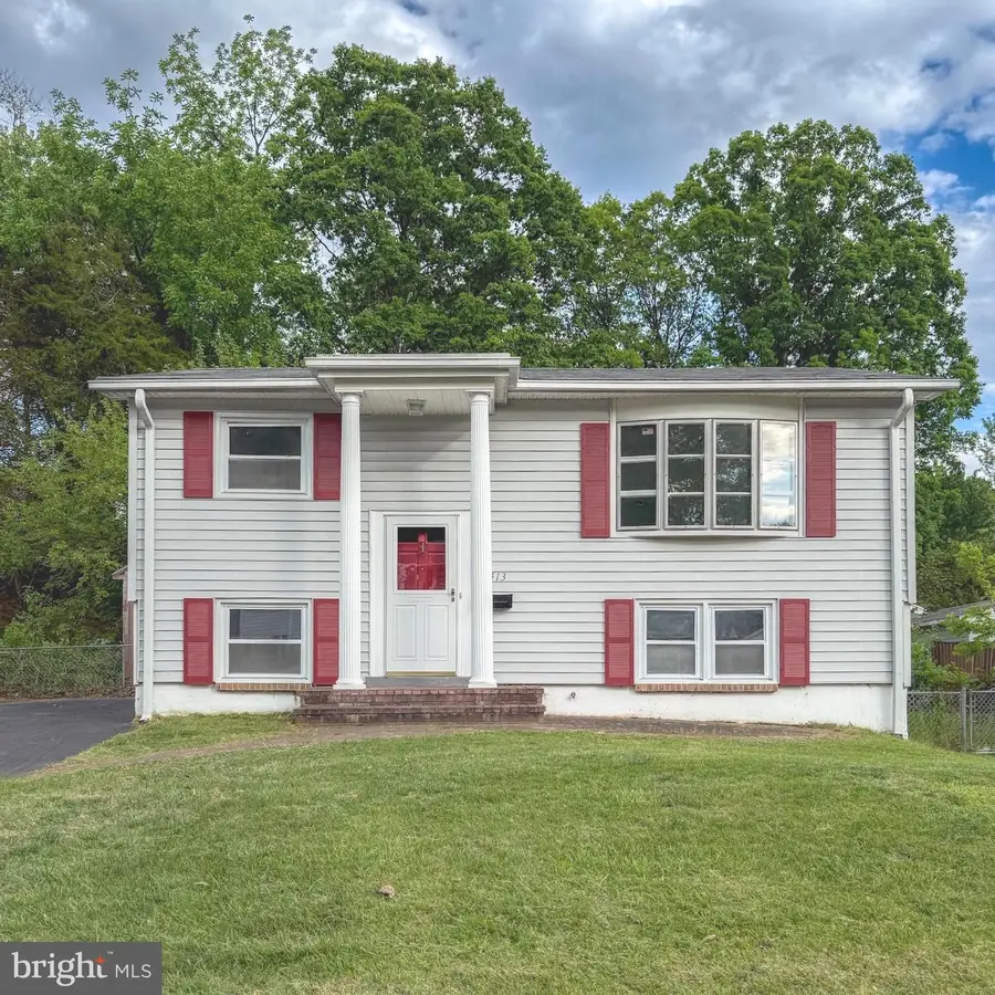 4413 Kenwood Dr, Woodbridge, VA 22193 - #2