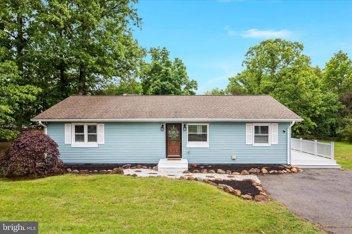 14013 Glenkirk Rd, Gainesville, VA 20155 - #1