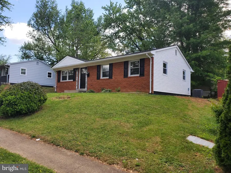 13811 Greenwood Dr, Woodbridge, VA 22193 - #2