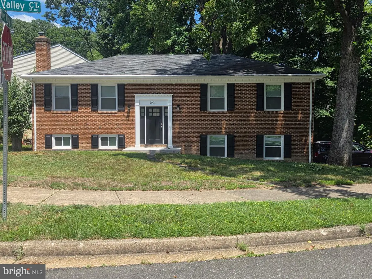 3998 Hidden Valley Ct, Dumfries, VA 22025 - #1