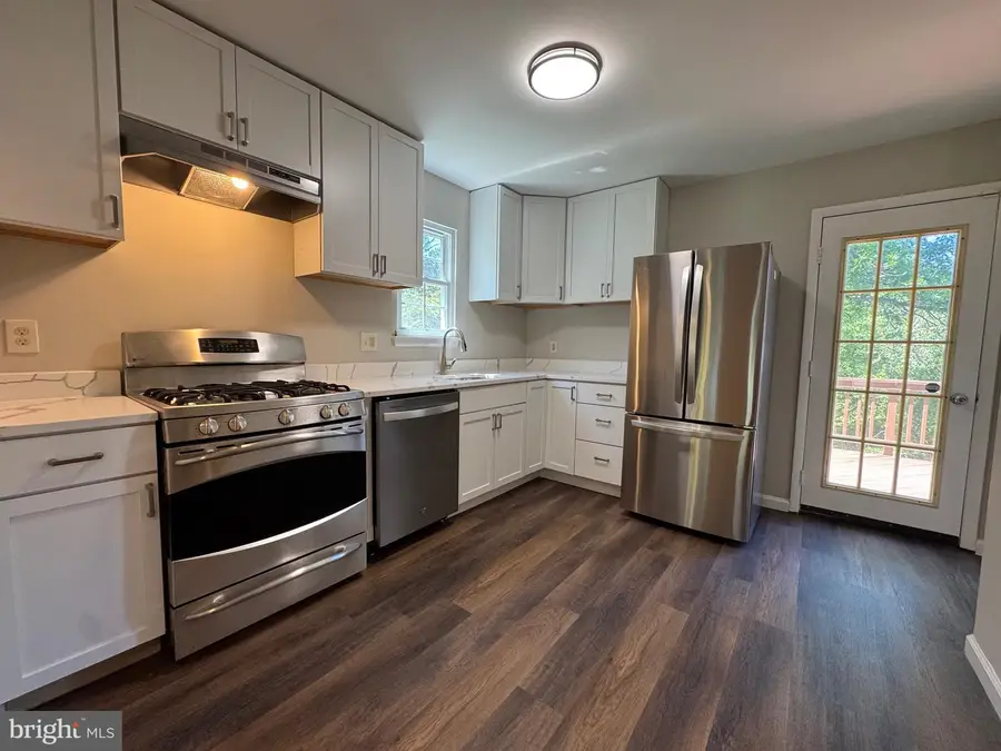 5372 Seneca Ct, Woodbridge, VA 22193 - #3