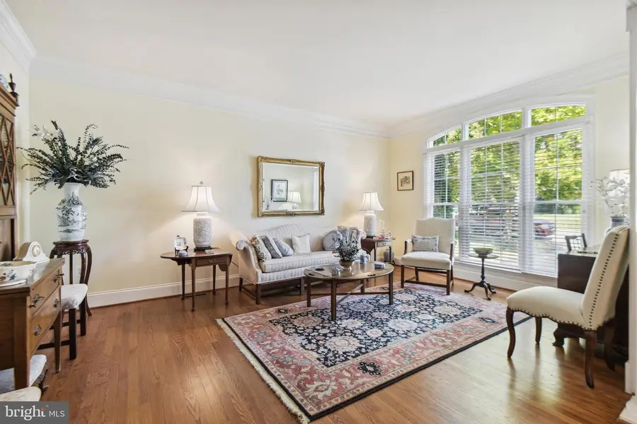 4765 Charter Ct, Woodbridge, VA 22192 - #3