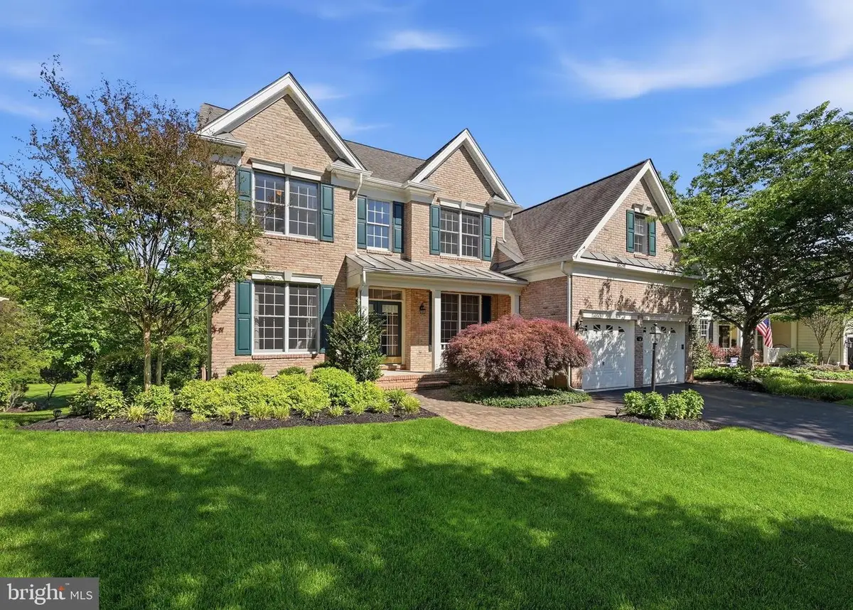 15137 Golf View Dr, Haymarket, VA 20169 - #1
