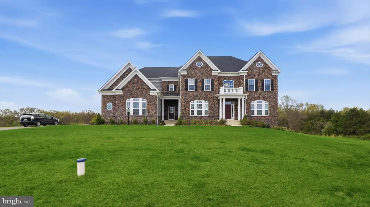 11502 Aden Rd, Nokesville, VA 20181 - #1