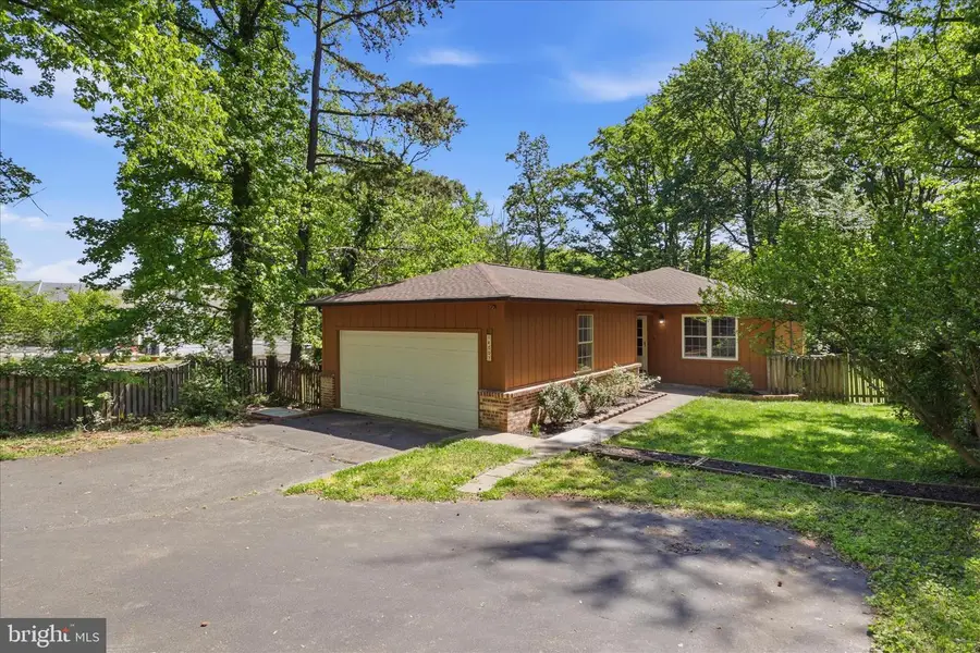 18507 Amidon Ave, Triangle, VA 22172 - #2
