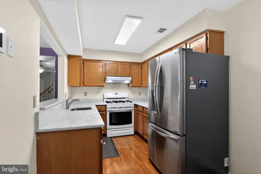 12578 Kempston Ln, Woodbridge, VA 22192 - #2