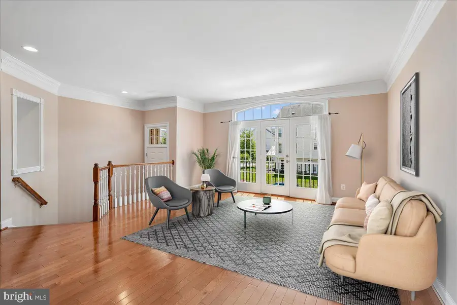 6898 Witton Cir, Gainesville, VA 20155 - #2