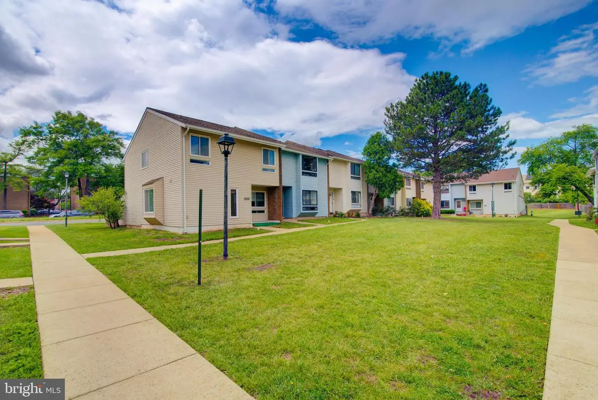 7514 Clemson Ct, Manassas, VA 20109 - #1