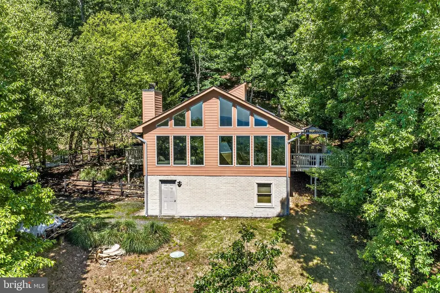 2090 Painter Ct, Haymarket, VA 20169 - #2