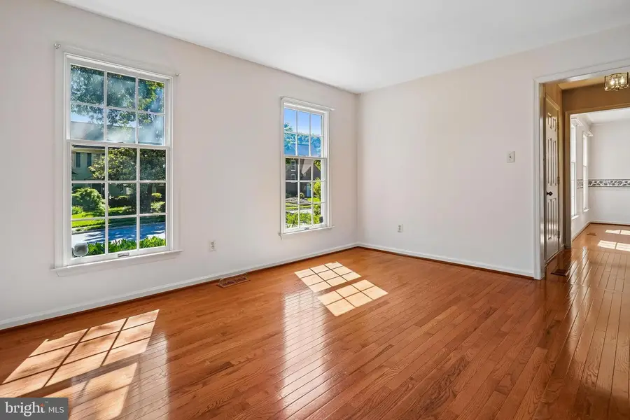 16109 Olmstead Ln, Woodbridge, VA 22191 - #3