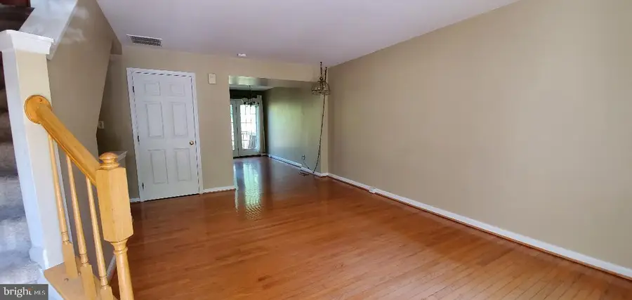 2036 Stargrass Ct, Woodbridge, VA 22192 - #2