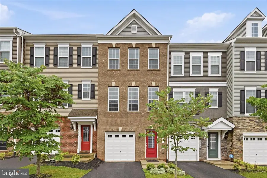 8761 Elsing Green Dr, Manassas, VA 20112 - #3