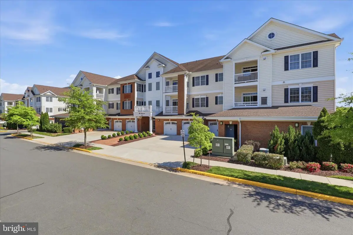 15100 Heather Mill Ln #301, Haymarket, VA 20169 - #1