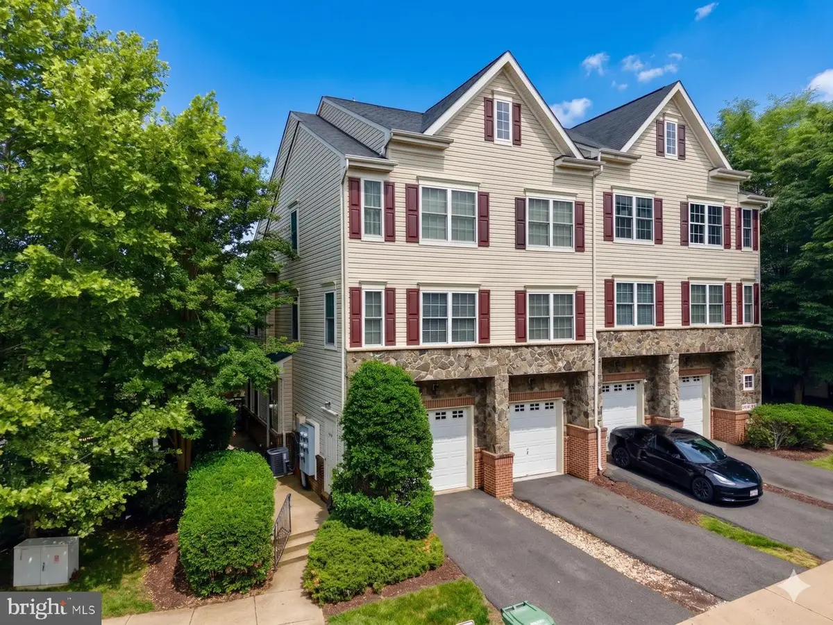 16815 Nuttal Oak Pl, Woodbridge, VA 22191 - #1