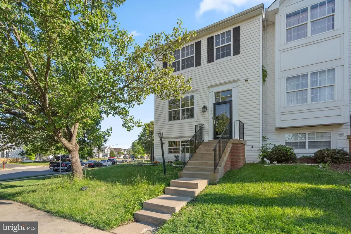 8699 Farnham Way, Bristow, VA 20136 - #1