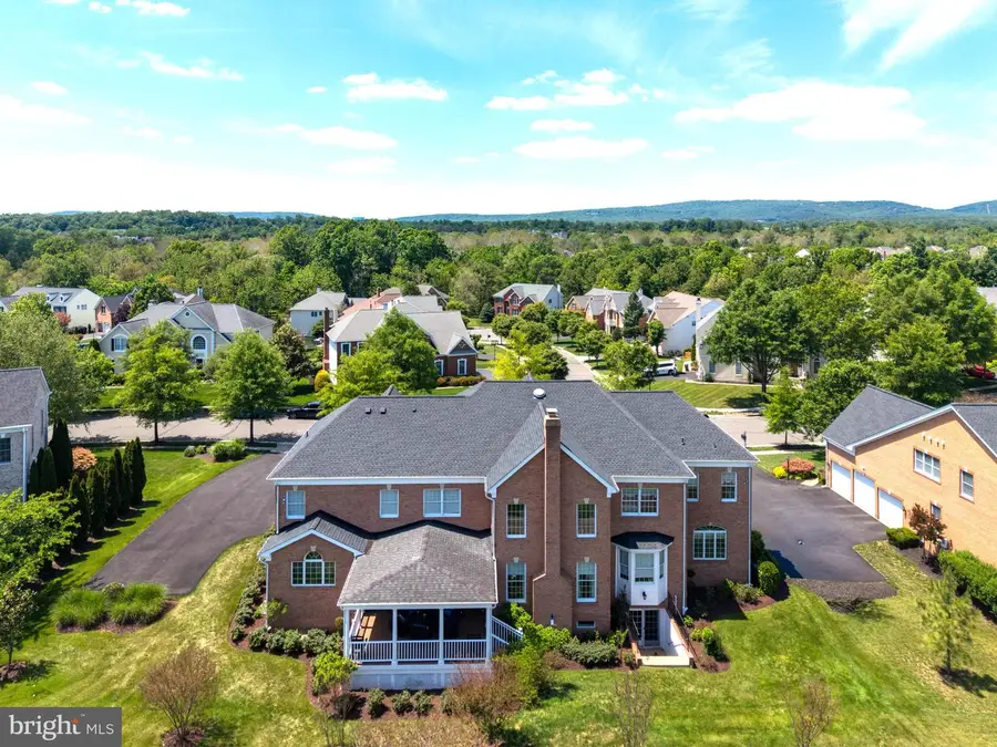 15214 Golf View Dr, Haymarket, VA 20169 - #3