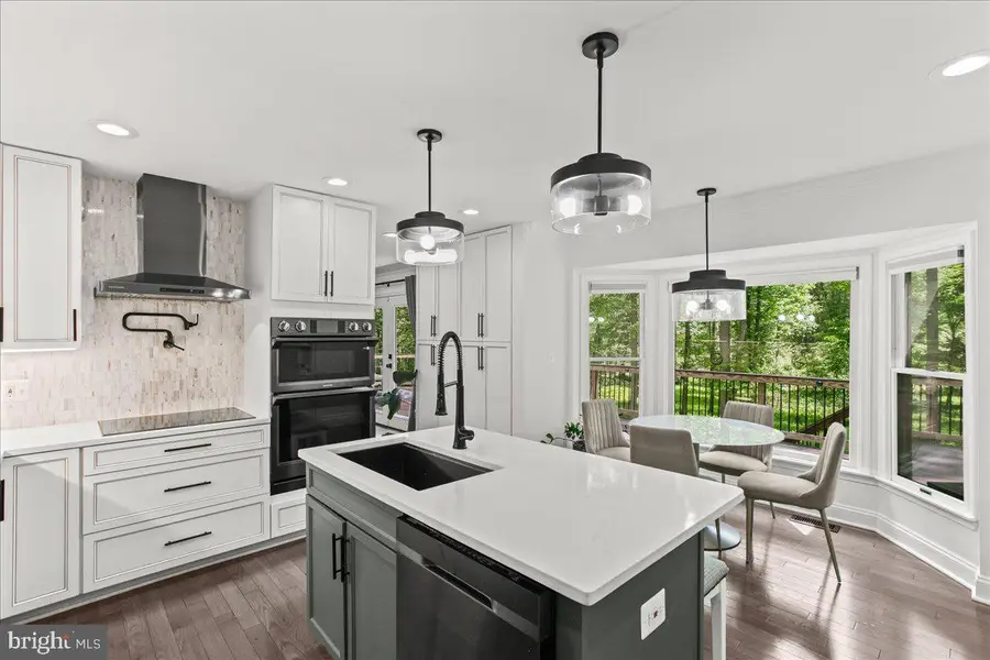 14540 Idlebrook Ct, Manassas, VA 20112 - #2