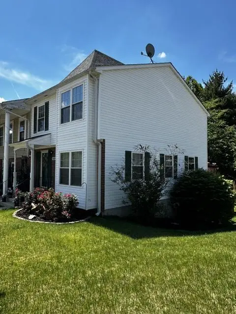 15110 Catalpa Ct, Woodbridge, VA 22193 - #2
