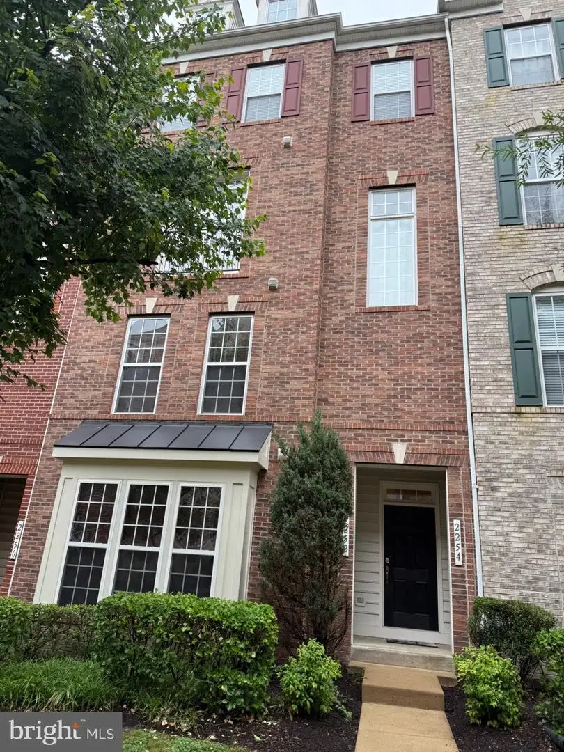 2254 Margraf Cir, Woodbridge, VA 22191 - #1