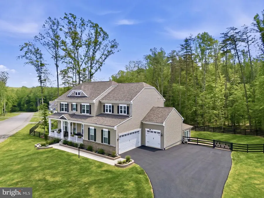 8678 Sycamore Springs Way, Manassas, VA 20112 - #2