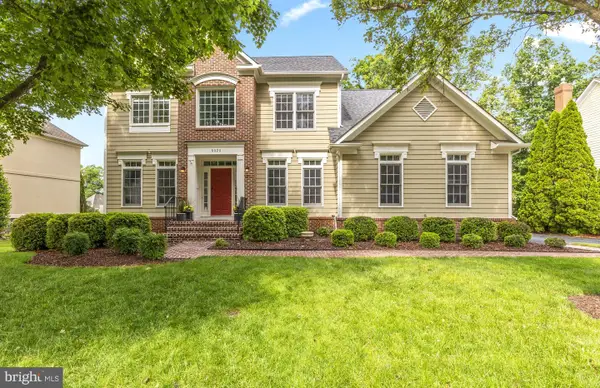 8020 Amsterdam Ct, GAINESVILLE, VA 20155