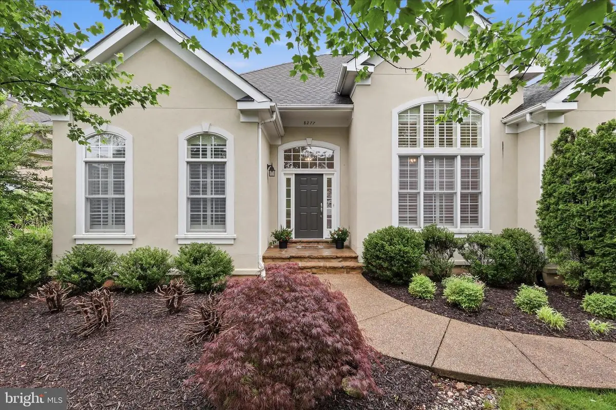 8277 Roxborough Loop, Gainesville, VA 20155 - #1