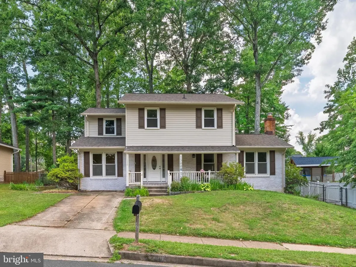 13008 Sturbridge Rd, Woodbridge, VA 22192 - #1