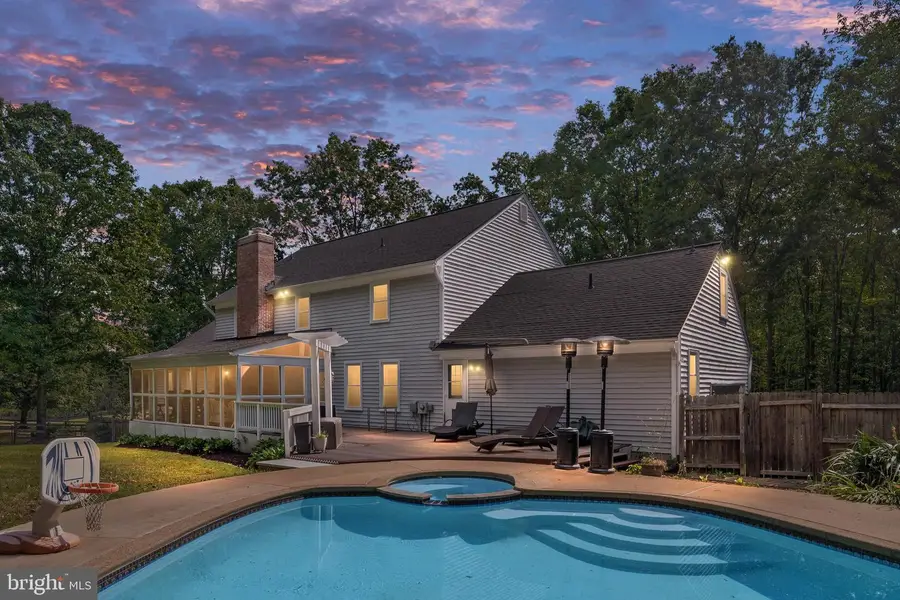 10080 Greenwich Wood Dr, Nokesville, VA 20181 - #2