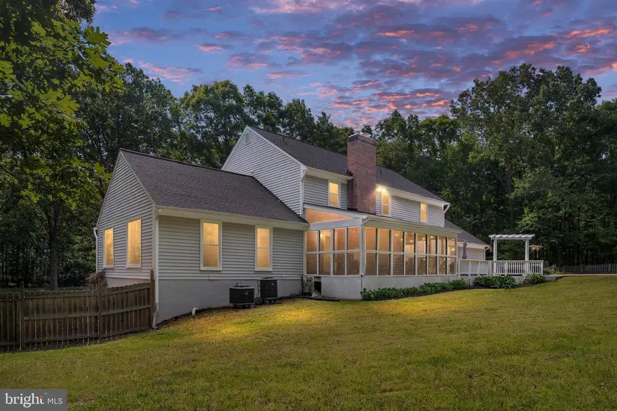 10080 Greenwich Wood Dr, Nokesville, VA 20181 - #3