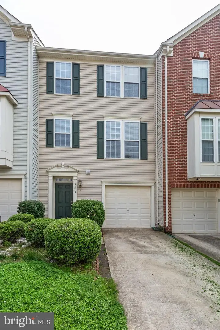15823 Bobolink Dr, Woodbridge, VA 22191 - #1