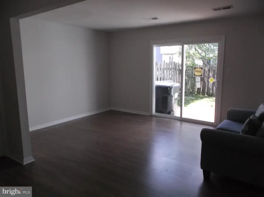 4624 Whitaker Pl, Woodbridge, VA 22193 - #3