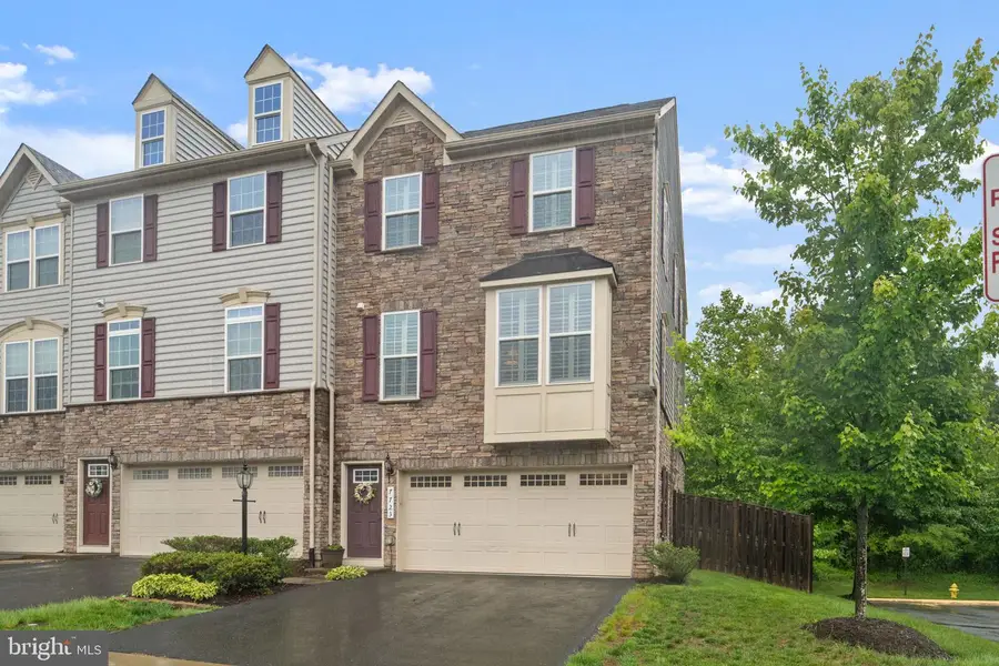 7723 Milton Cir, Gainesville, VA 20155 - #3