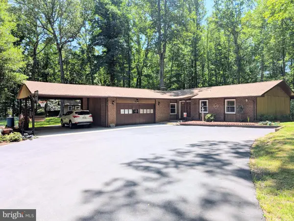 6997 Gilbeth Rd, MANASSAS, VA 20112