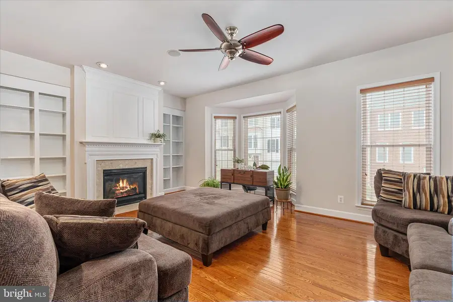 2158 Oberlin Dr, Woodbridge, VA 22191 - #3