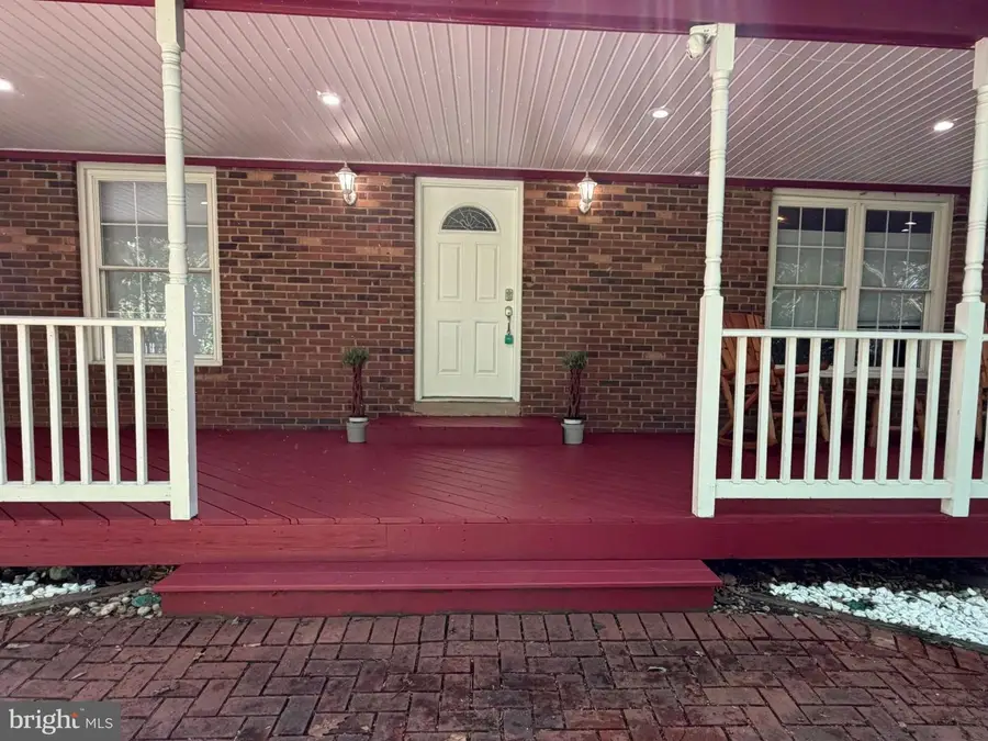 10829 Moore Dr, Manassas, VA 20111 - #2