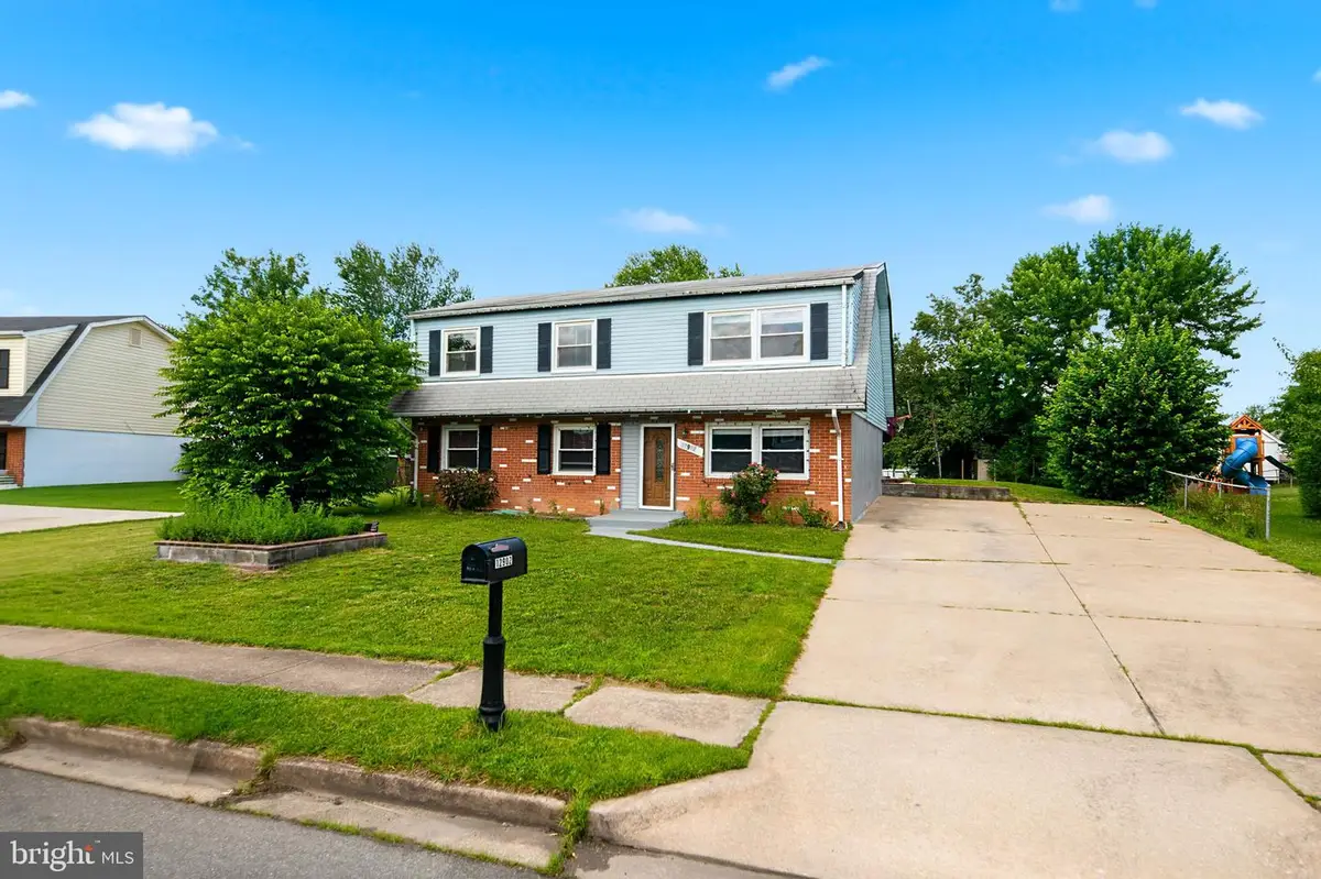12902 Ketterman Dr, Woodbridge, VA 22193 - #1