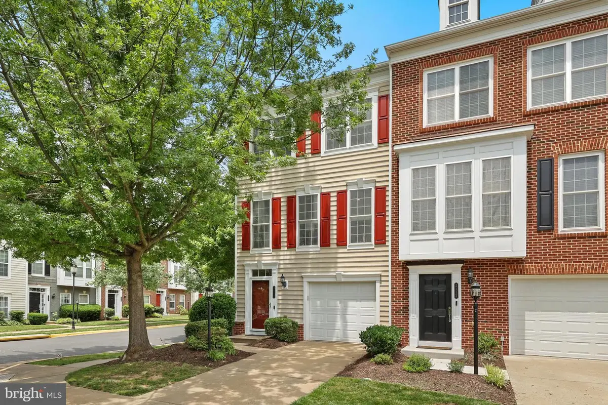 2114 Ivy Stone Pl, Woodbridge, VA 22191 - #1