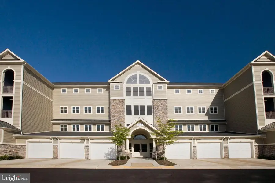 1621 Ladue Ct #303, Woodbridge, VA 22191 - #2