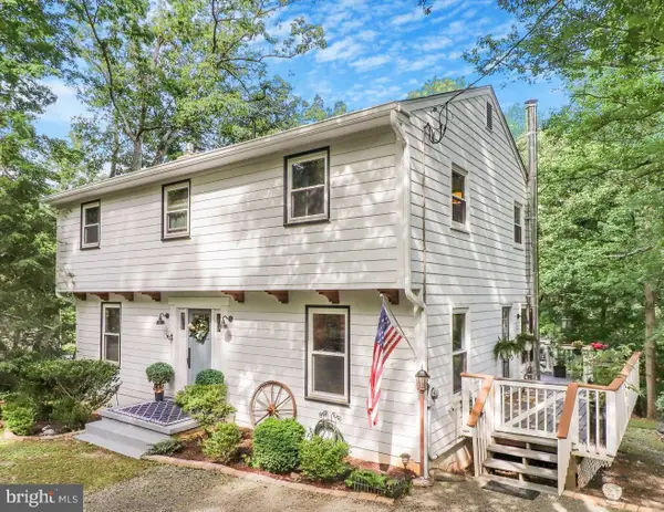 1405 Mercer Rd, HAYMARKET, VA 20169