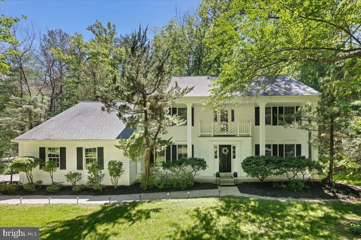 12478 Cavalier Dr, Woodbridge, VA 22192 - #1