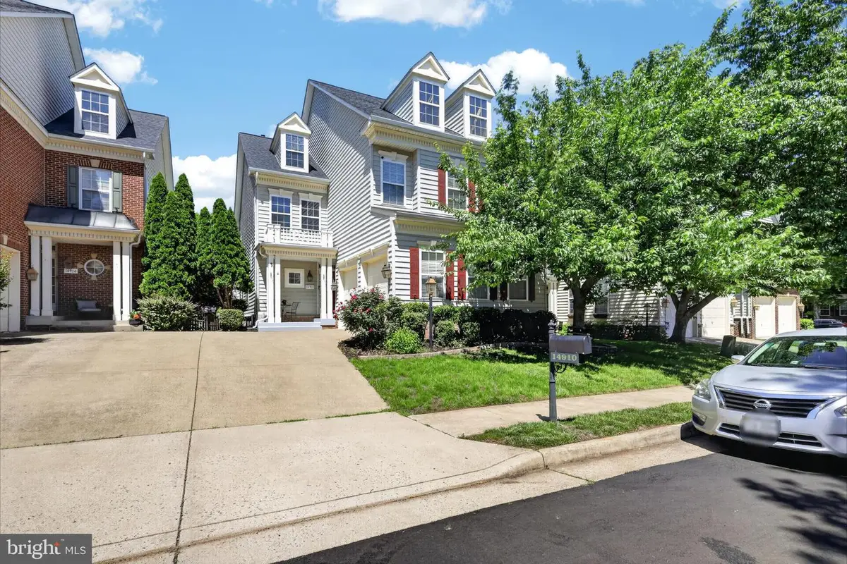 14910 Southern Crossing St, Haymarket, VA 20169 - #1