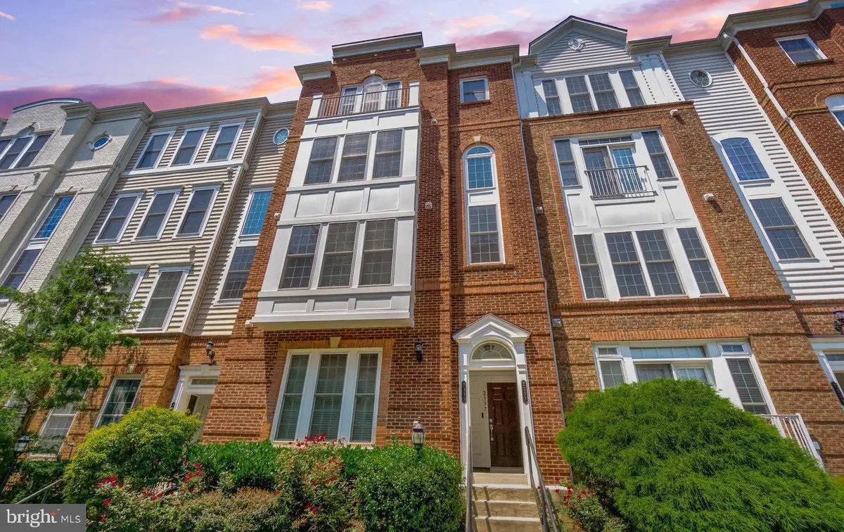 2337 Brookmoor Ln, Woodbridge, VA 22191 - #1