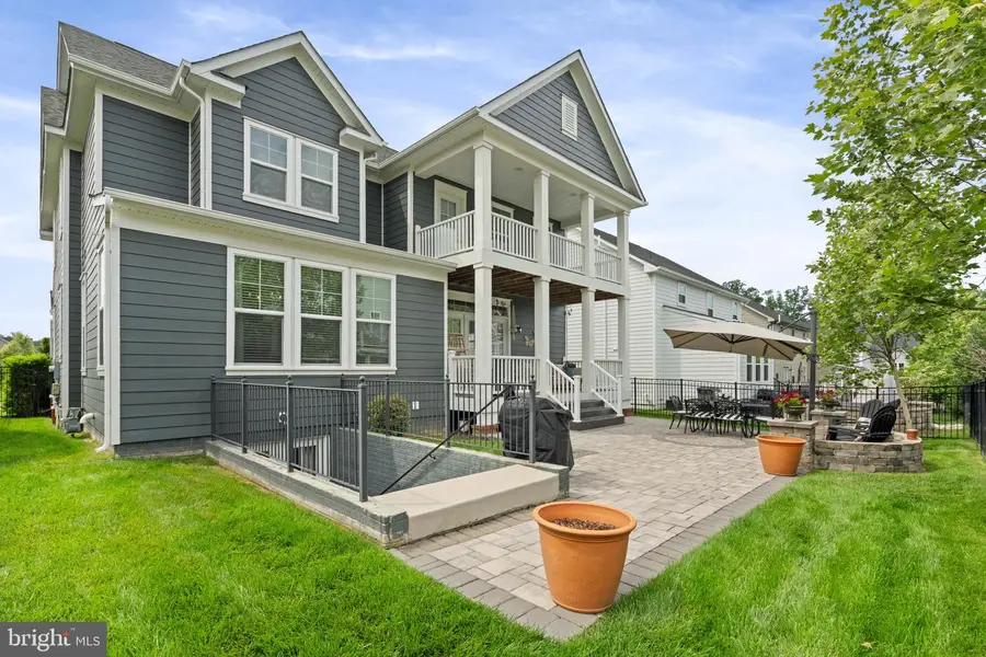 2604 Crossvine Dr, Dumfries, VA 22026 - #2