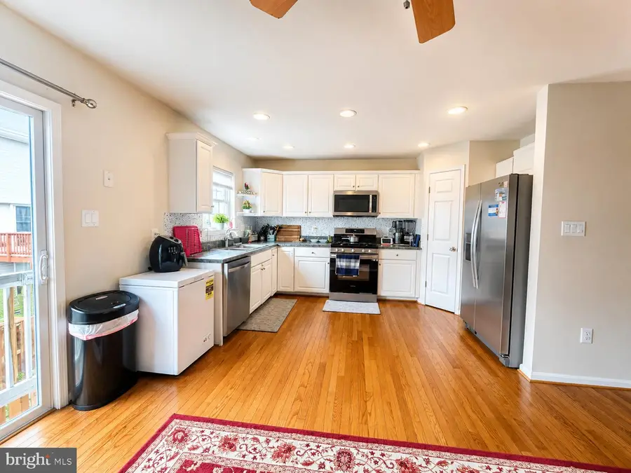 14325 Legend Glen Ct, Gainesville, VA 20155 - #3